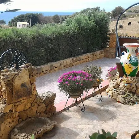 Holiday home Mare Monti Custonaci